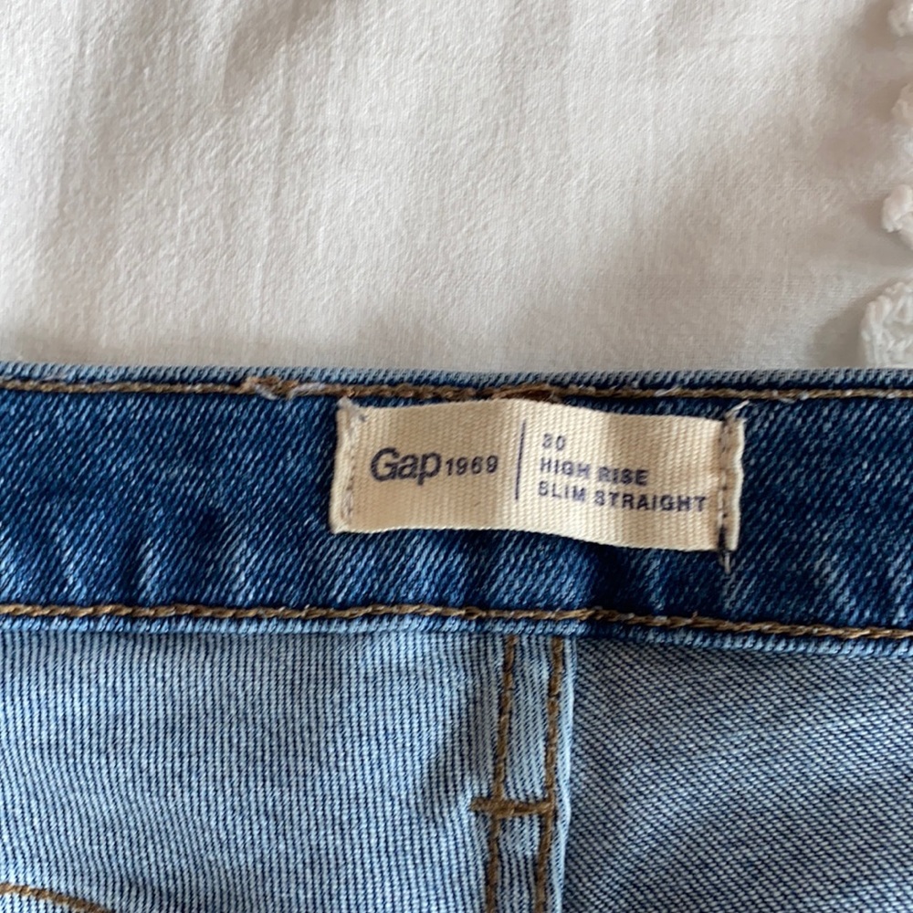 GAP straight leg lightly distressed jeans